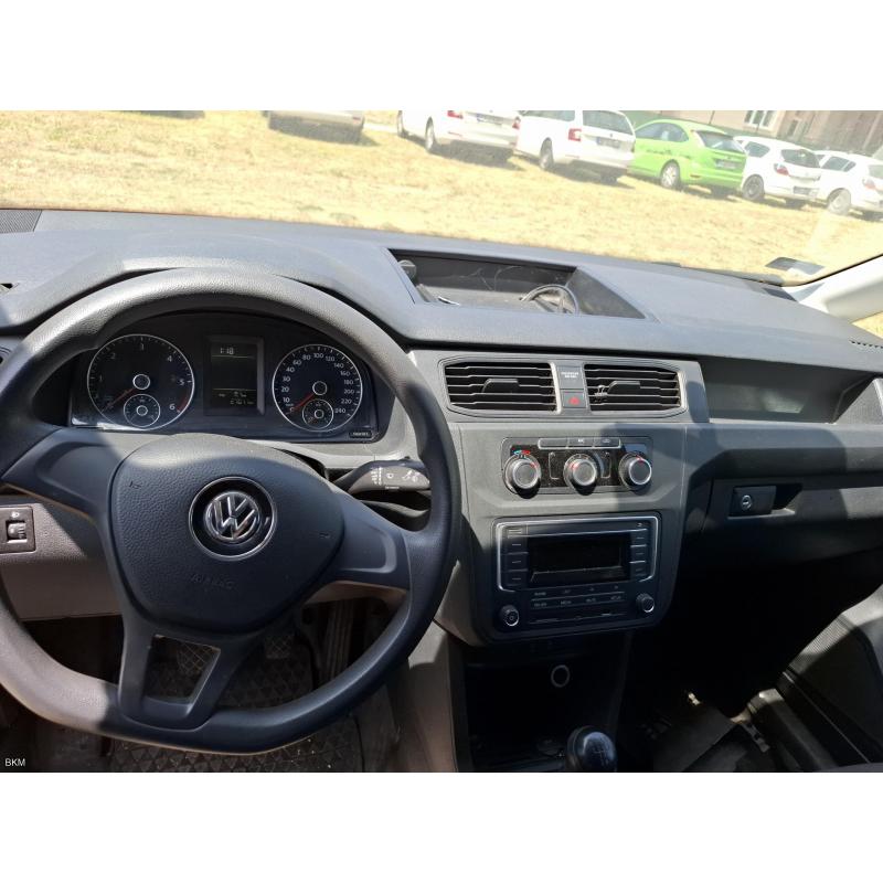VOLKSWAGEN 2KN CADDY kistehergépjármű Frsz: RXB-760 FV-38-KH/2025 II kör