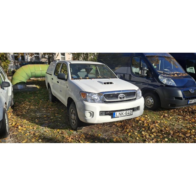 Toyota Hilux (Frsz: LNK-640) kishaszongépjármű értékesítése FV-54-KH/2025