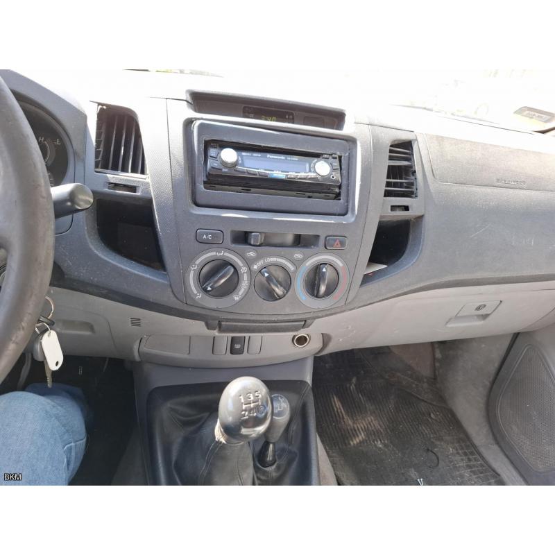 Toyota Hilux (Frsz: LNK-640) kishaszongépjármű értékesítése FV-54-KH/2025